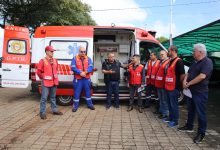 Photo of Prefeitura de Chapecó doa ambulância usada para a Cruz Vermelha